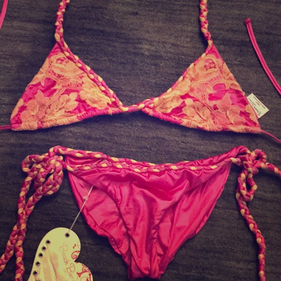 Beach bunny pink lace bikini - Picture 1 of 3